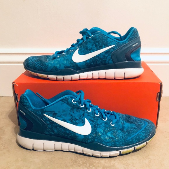 Nike Shoes - 🔵2/$145🔵Nike  Free TR Fit 2 Print *Rare Color*